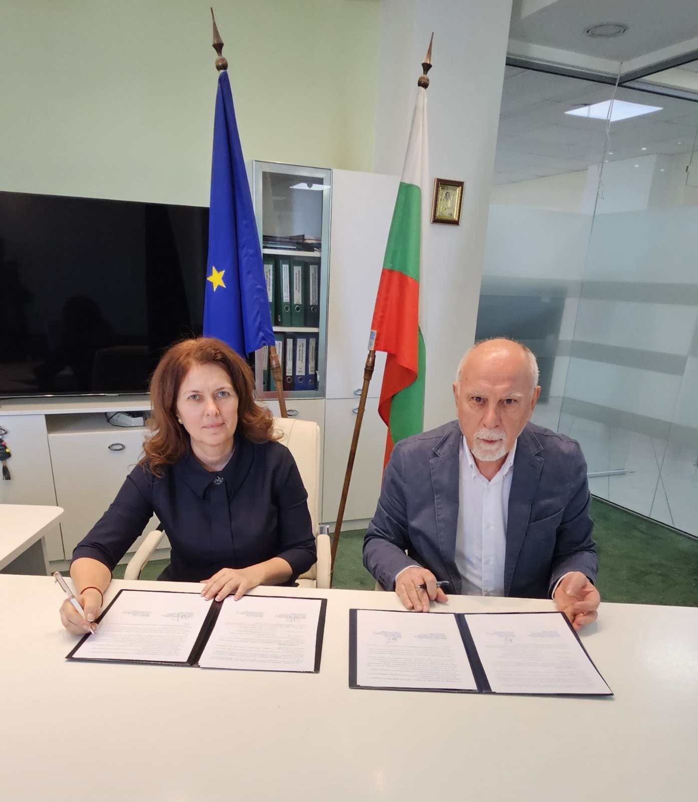 Изпълнителна агенция „Българска служба за акредитация“ и Български институт за стандартизация подписаха Меморандум за сътрудничество и партньорство